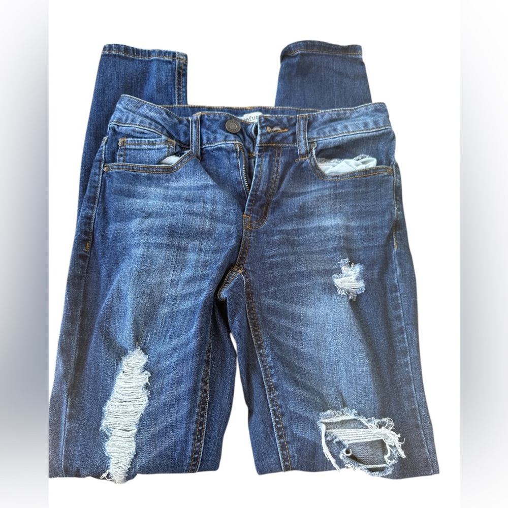 Stylish Blue Distressed Women's Jeans